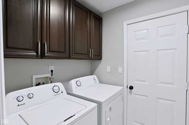 7246 Registry Drive, Indianapolis, IN 46217