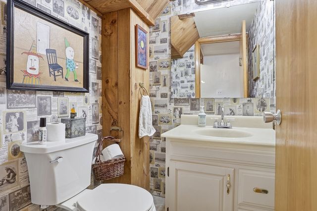 112 Sherwood Rd, Medford, MA 02155