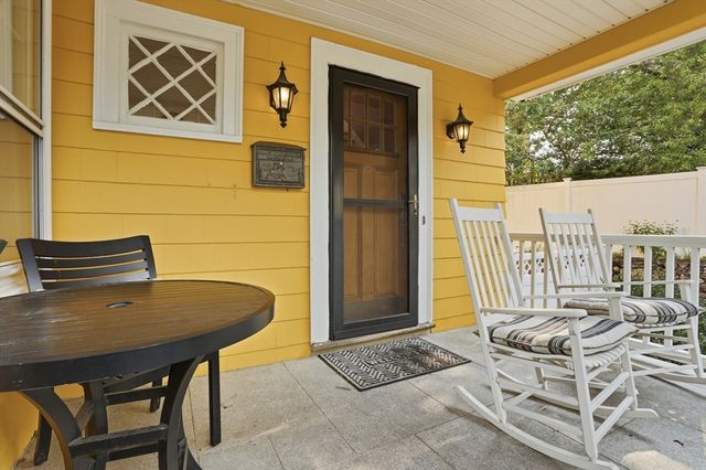 112 Sherwood Rd, Medford, MA 02155