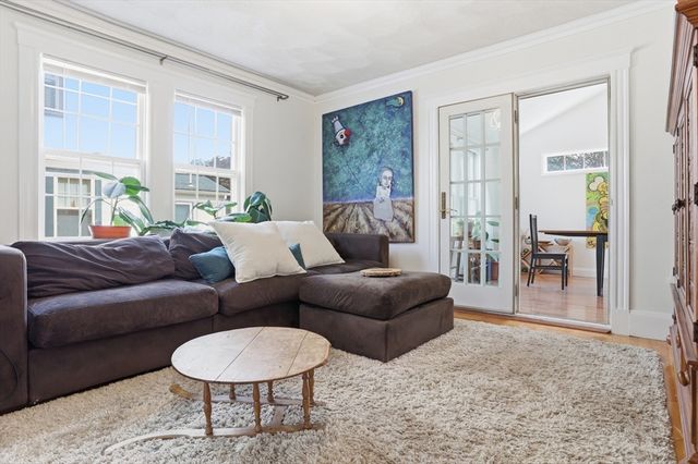 112 Sherwood Rd, Medford, MA 02155