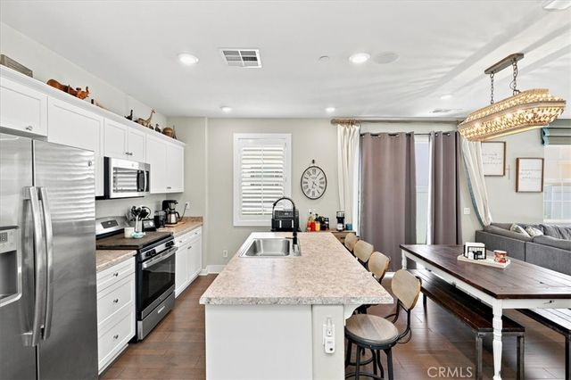 30377 Village Terrace, Menifee, CA 92584