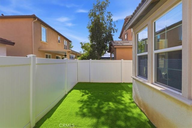 30377 Village Terrace, Menifee, CA 92584