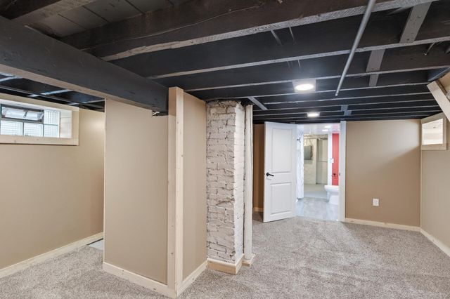 80 Geranium Avenue W, Saint Paul, MN 55117