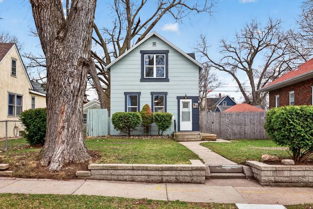 80 Geranium Avenue W, Saint Paul, MN 55117