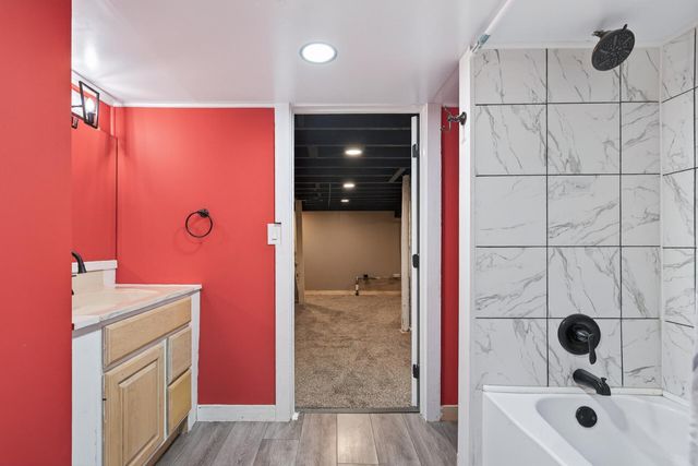 80 Geranium Avenue W, Saint Paul, MN 55117