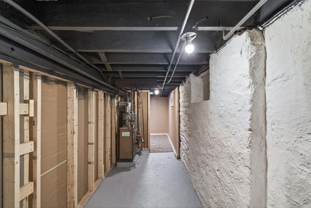 80 Geranium Avenue W, Saint Paul, MN 55117