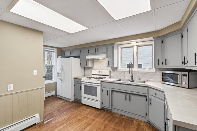 80 Geranium Avenue W, Saint Paul, MN 55117