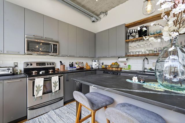 918 N 3rd Street 201, Minneapolis, MN 55401