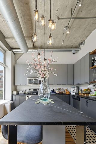 918 N 3rd Street 201, Minneapolis, MN 55401