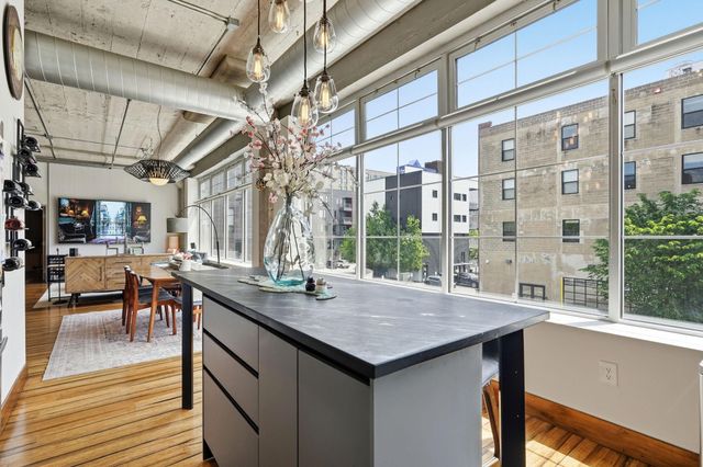 918 N 3rd Street 201, Minneapolis, MN 55401