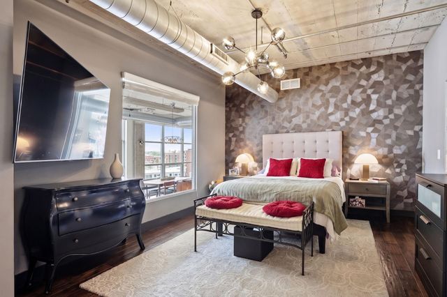 918 N 3rd Street 201, Minneapolis, MN 55401