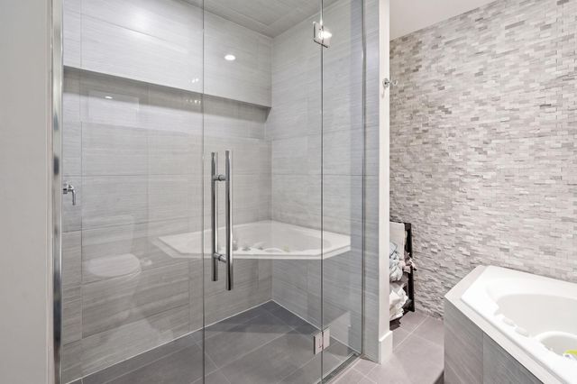 918 N 3rd Street 201, Minneapolis, MN 55401