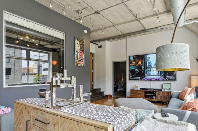 918 N 3rd Street 201, Minneapolis, MN 55401