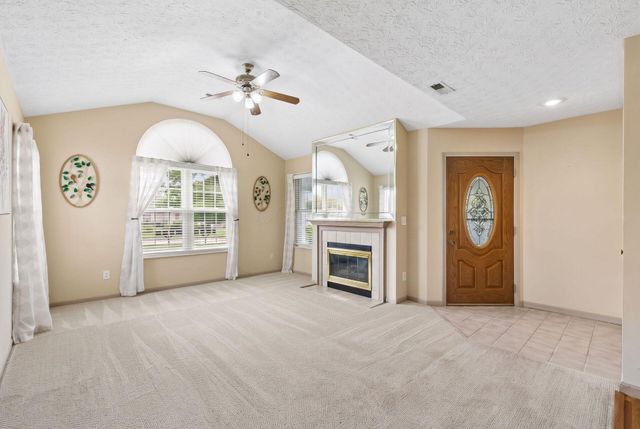 17 Broad Pointe Place, Columbus, OH 43213