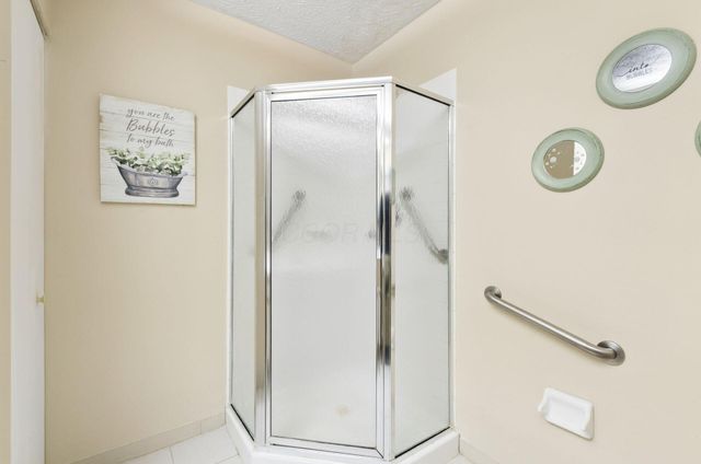 17 Broad Pointe Place, Columbus, OH 43213