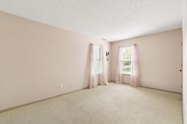 17 Broad Pointe Place, Columbus, OH 43213