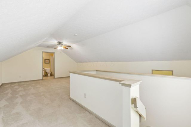 17 Broad Pointe Place, Columbus, OH 43213
