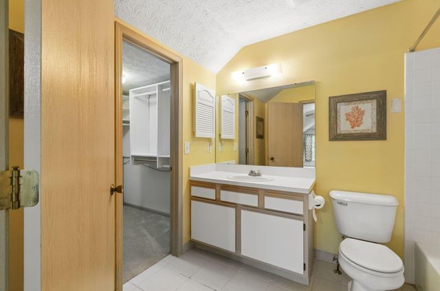 17 Broad Pointe Place, Columbus, OH 43213
