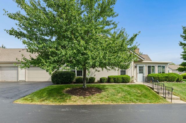 17 Broad Pointe Place, Columbus, OH 43213