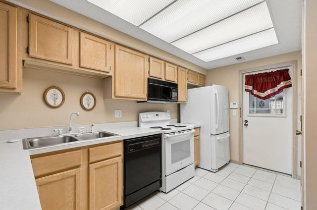 17 Broad Pointe Place, Columbus, OH 43213