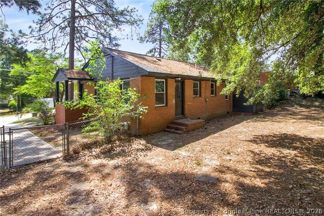 1112 Faison Avenue, Fayetteville, NC 28304