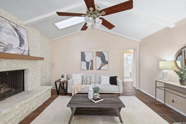 6018 FOREST SHADOW ST, San Antonio, TX 78240