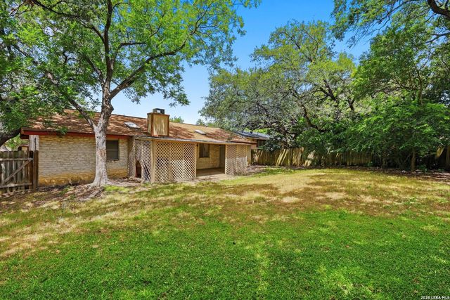 6018 FOREST SHADOW ST, San Antonio, TX 78240