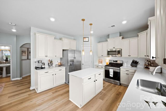1742 Loggerhead Drive, Lancaster, SC 29720