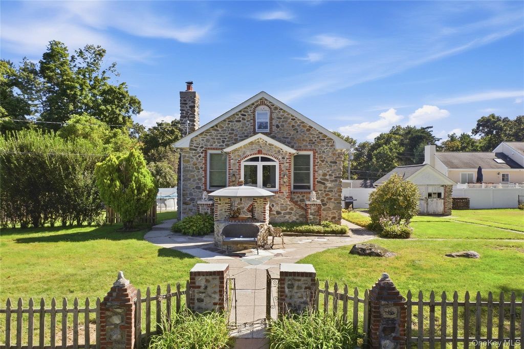 18 Old Mill Road, Yorktown Heights, NY 10598 — exterior