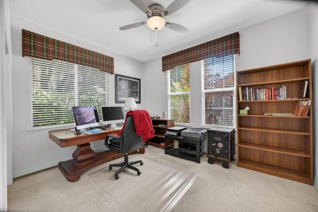 6090 Lockridge Dr, Roseville, CA 95746