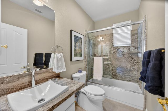 6090 Lockridge Dr, Roseville, CA 95746