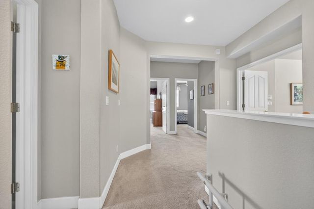 6090 Lockridge Dr, Roseville, CA 95746