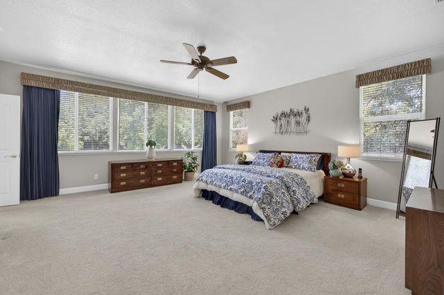 6090 Lockridge Dr, Roseville, CA 95746