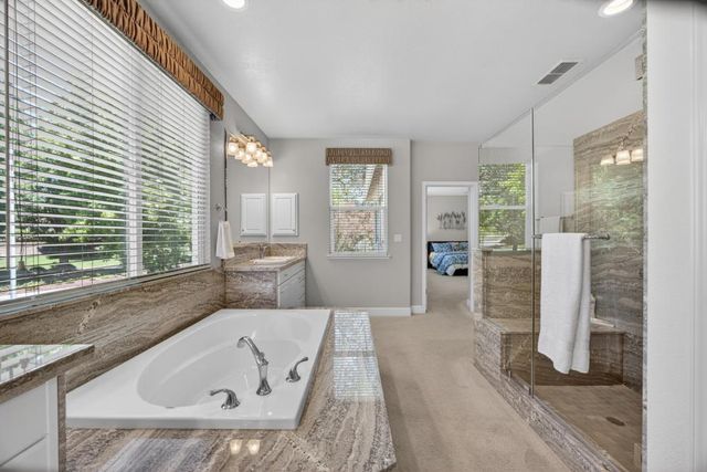 6090 Lockridge Dr, Roseville, CA 95746