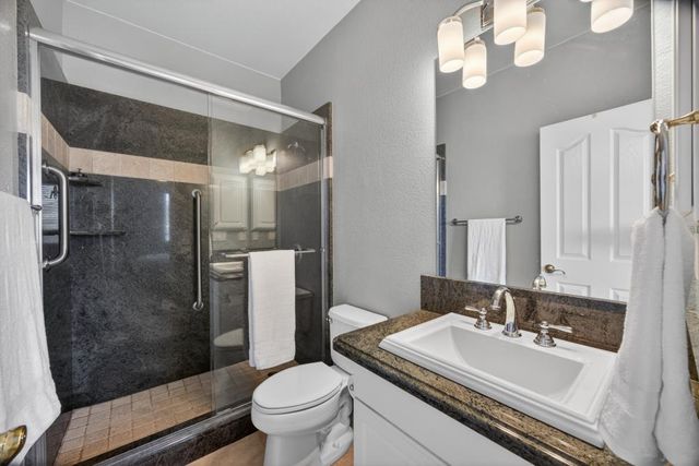 6090 Lockridge Dr, Roseville, CA 95746