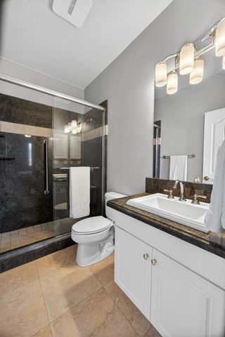 6090 Lockridge Dr, Roseville, CA 95746