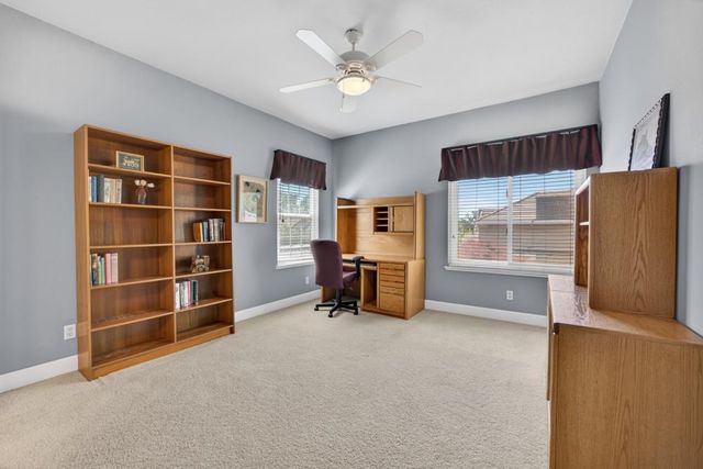 6090 Lockridge Dr, Roseville, CA 95746
