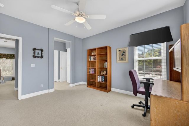 6090 Lockridge Dr, Roseville, CA 95746