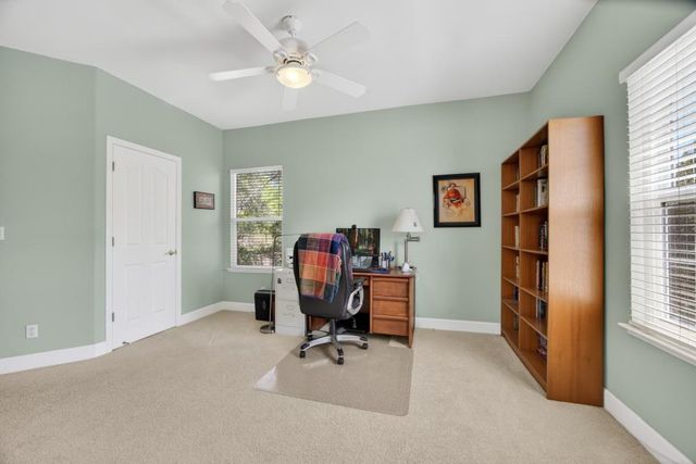 6090 Lockridge Dr, Roseville, CA 95746
