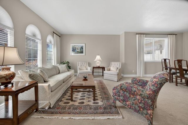 6090 Lockridge Dr, Roseville, CA 95746
