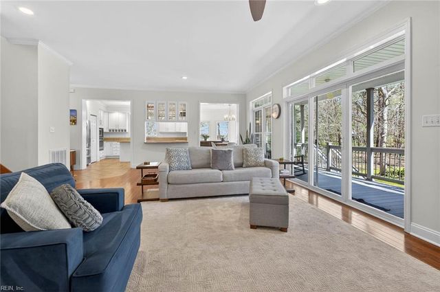 1236 Southfield PL, Virginia Beach, VA 23452