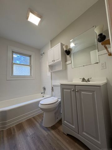 600 Wadsworth Street, Middletown, CT 06457