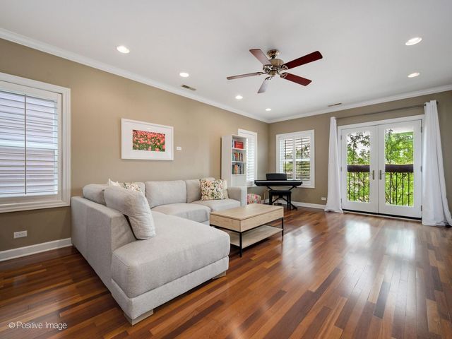 2849 N ASHLAND Avenue 2S, Chicago, IL 60657