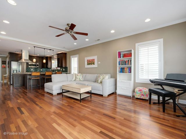2849 N ASHLAND Avenue 2S, Chicago, IL 60657