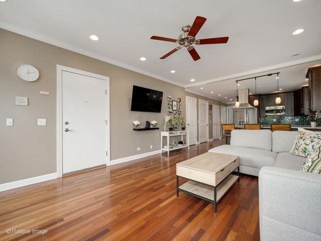 2849 N ASHLAND Avenue 2S, Chicago, IL 60657