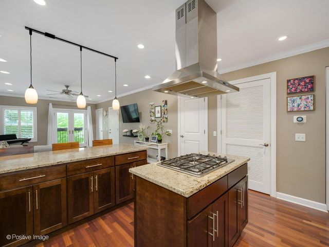 2849 N ASHLAND Avenue 2S, Chicago, IL 60657