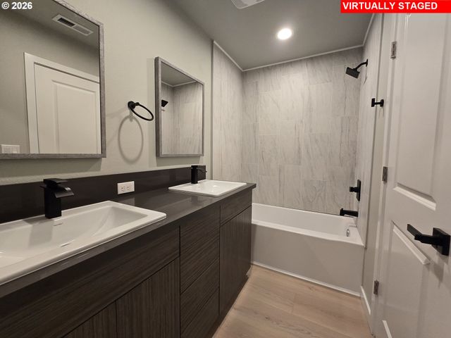 11103 Sw 43RD Ave, Portland, OR 97219