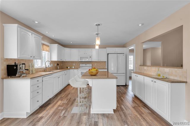 8300 Stahley Road, Clarence, NY 14051