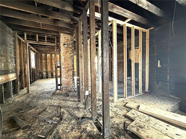 1346 W 54th Street, Cleveland, OH 44108