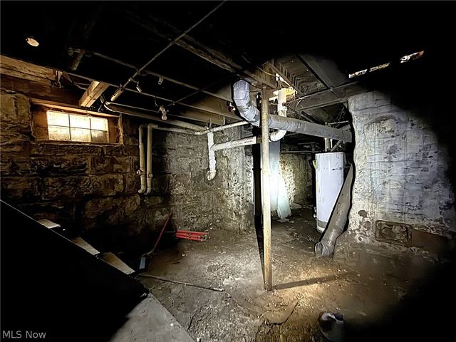 1346 W 54th Street, Cleveland, OH 44108